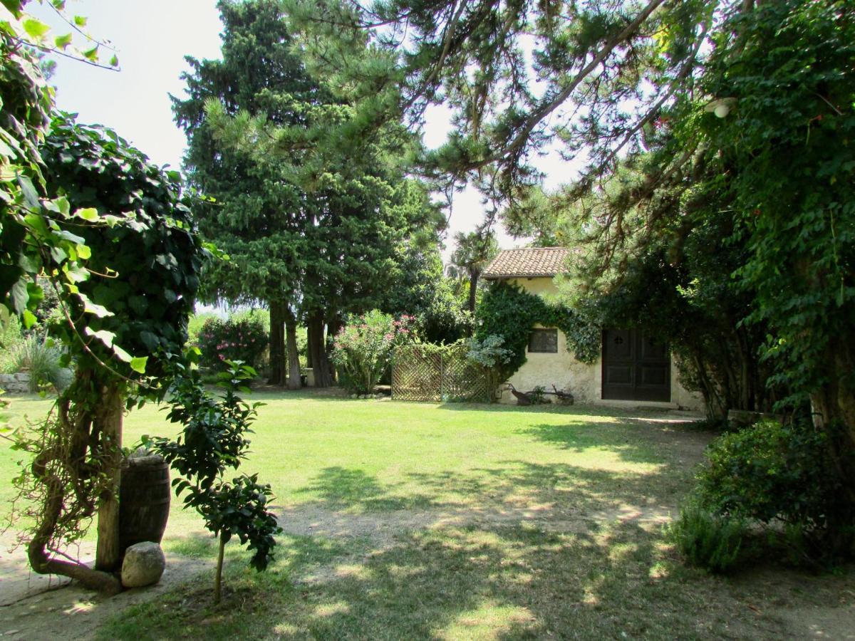Agriturismo "Borgo Madonna Degli Angeli" - Charming Cottages In The Gardens ! Tocco da Casauria Exteriér fotografie
