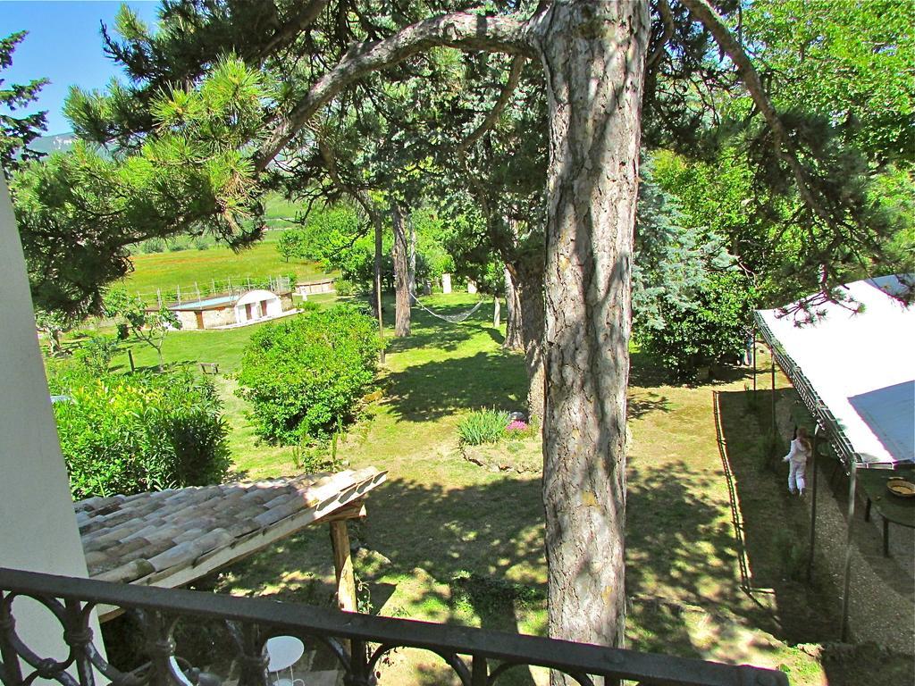 Agriturismo "Borgo Madonna Degli Angeli" - Charming Cottages In The Gardens ! Tocco da Casauria Exteriér fotografie